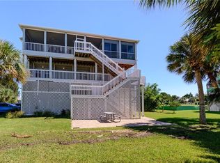 3470 Tidewater Dr, Weeki Wachee, FL 34607