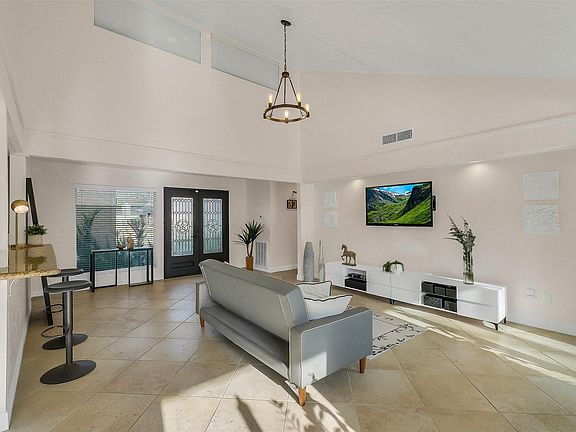 5th image of 11851 Briar Forest Drive