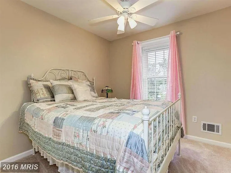31 County Ct #186 — Photo 15