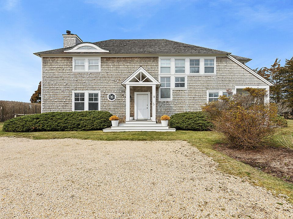 1st image of 72 Mecox Field Ln