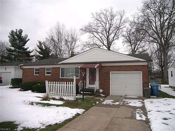 3rd image of 2056 E 37th St