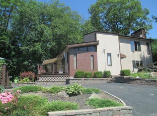21 Lake Shore Rd, Greenwood Lake, NY 10925