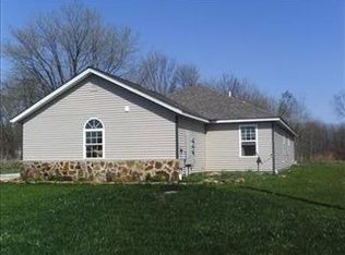 3298 Mill St, Rock Creek, OH 44084
