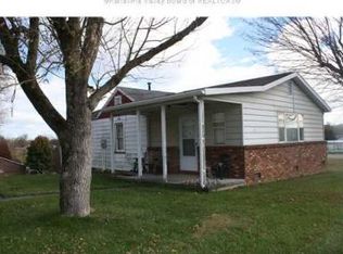 107 Crooked Creek Rd, Scott Depot, WV 25560