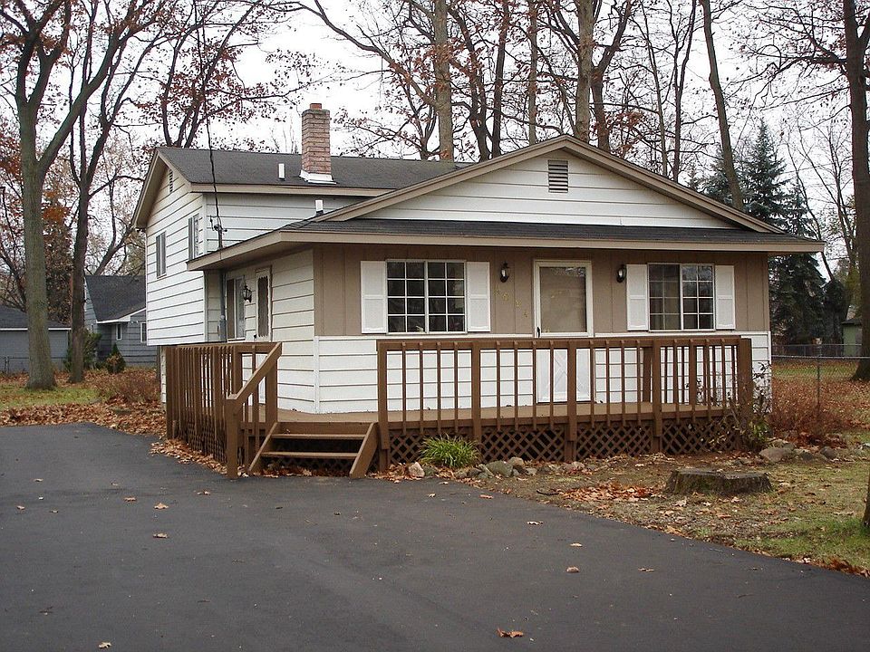 1st image of 4214 Lotus Dr