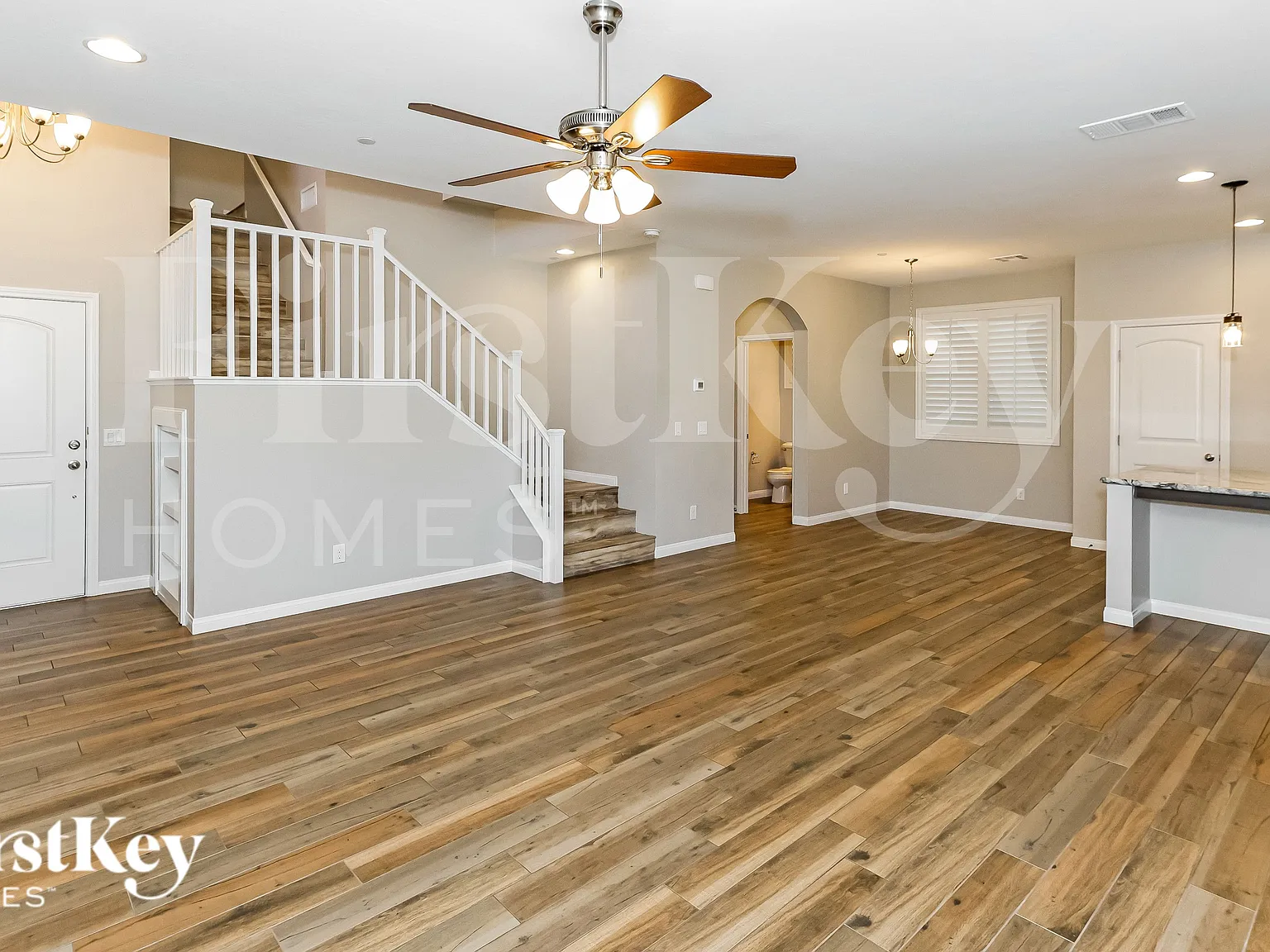 3 bed, 2.5 bath, 2001 sqft, $2,795 — Photo 3