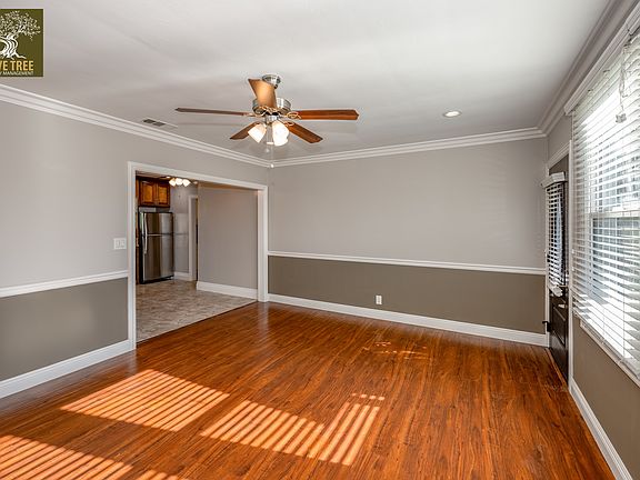 4th image of 10645 Lynrose St