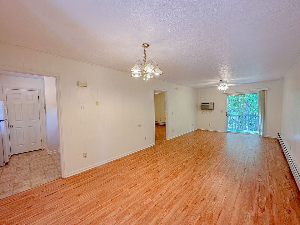 1st image of 21 Shanna Dr APT 2