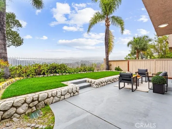 19 Vista Barranca, Rancho Santa Margarita, CA 92688