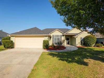 627 Stagecoach Trl, Hahira, GA, 31632