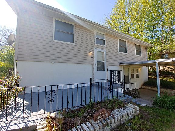 2nd image of 510 N Hocker Ave