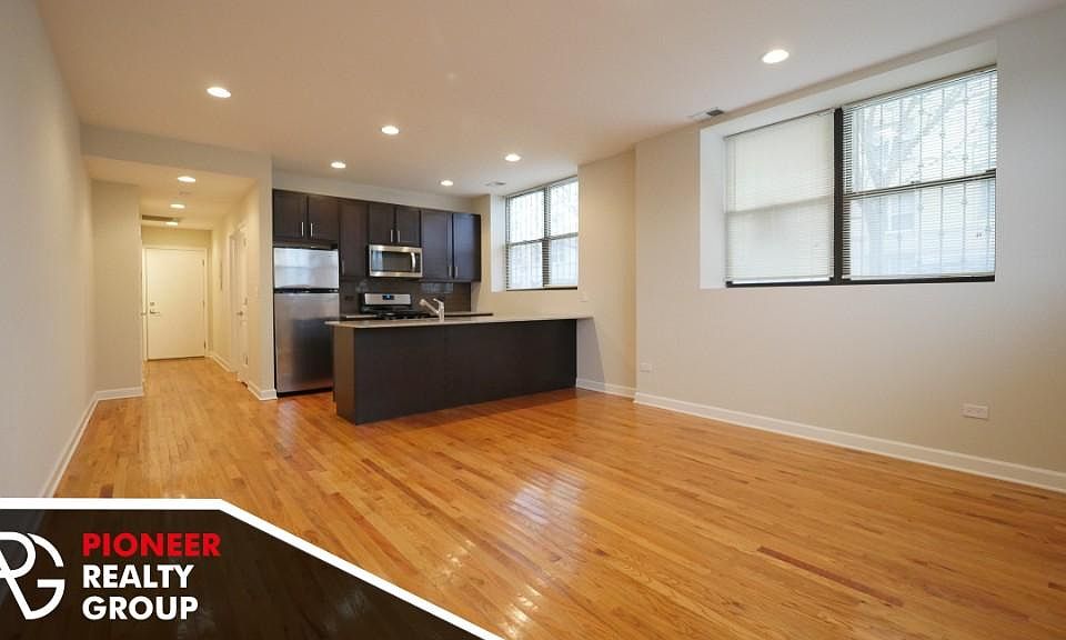 1st image of 4759 N Maplewood Ave #4759102