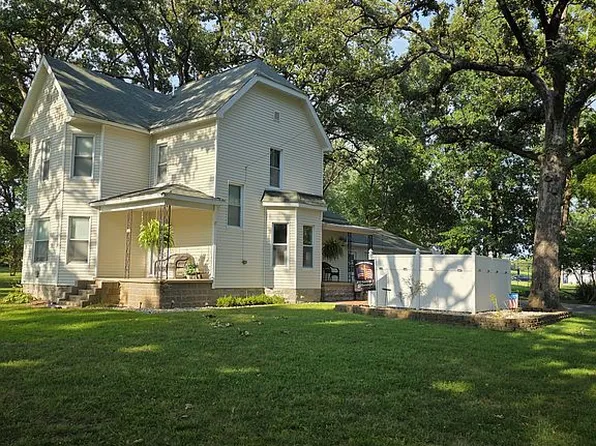 386 N Center St, Tilden, IL 62292