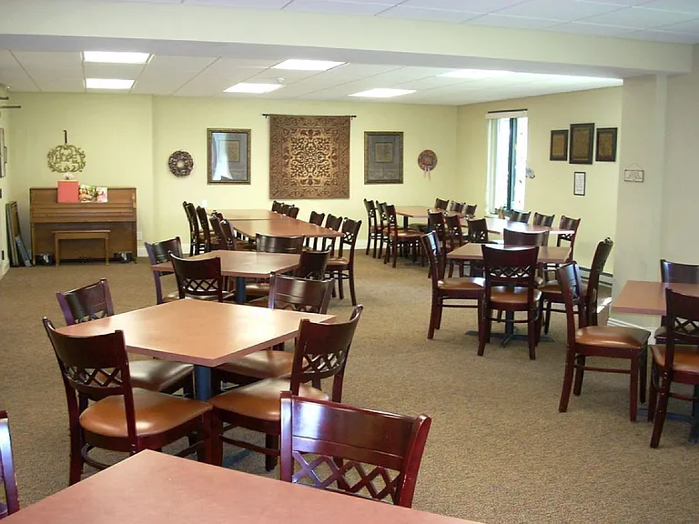 Creek Bend Heights Apartments — Photo 12