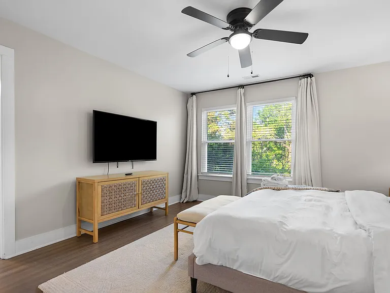 849 Cherokee Ave #10 — Photo 18