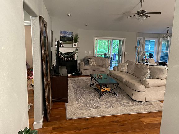 5th image of 108 Lechmere Dr