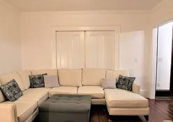 2nd image of 18 Holton St #1X