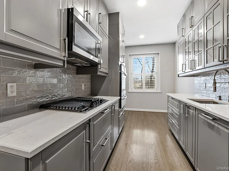 11 Alden Rd #1M — Photo 13