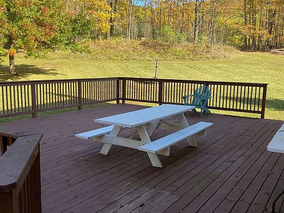 4th image of 31 Sutliff Ln