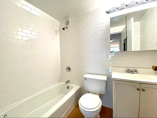 Rented by J PRESTON AND ASSOCIATES INC | media 12