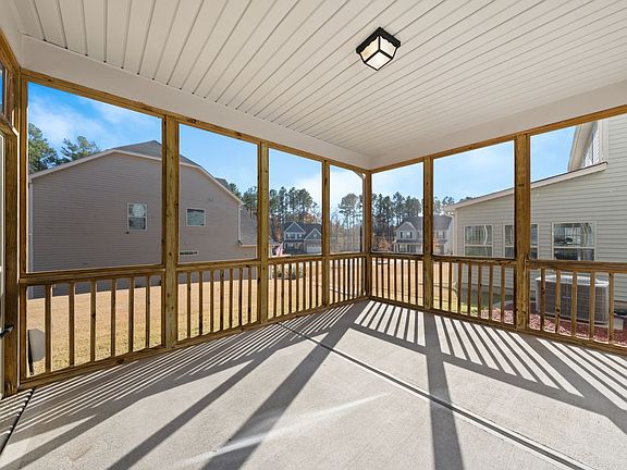 5th image of 1404 San Antonio Blvd