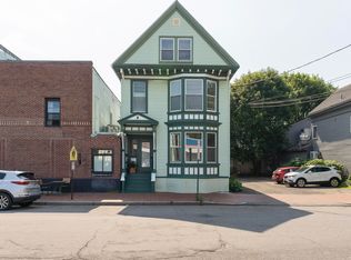 52 Pine St, Portland, ME 04102