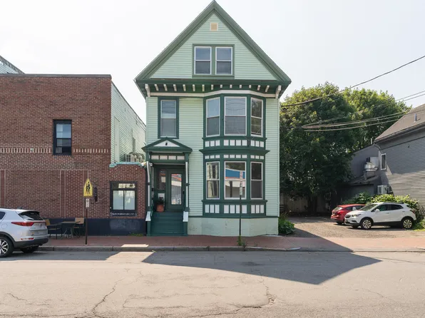 52 Pine Street, Portland, ME 04102