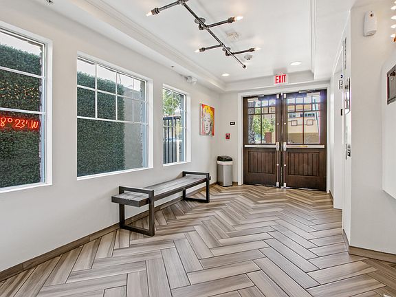 3rd image of 3325 S Canfield Ave #2434791