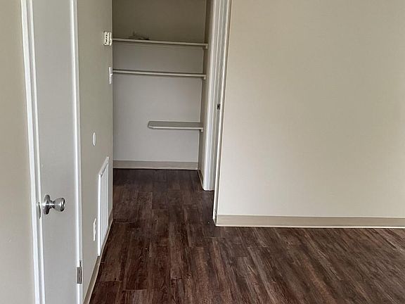 Living room/ hallway