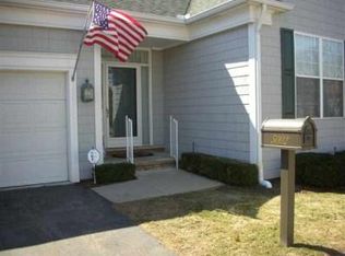 5002 Harbor Place Dr, Saint Clair Shores, MI