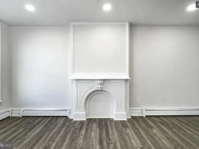 148 Walnut St #2 — Photo 10