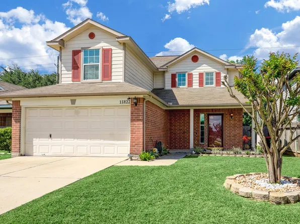 11822 Sardis Lake Dr, Tomball, TX 77375