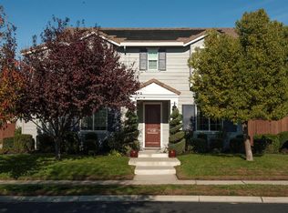 3180 River Bank Ct, Roseville, CA 95747