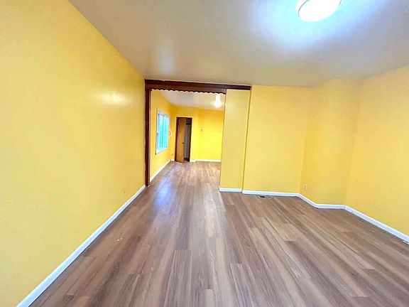 4th image of 80 Townsend St #1