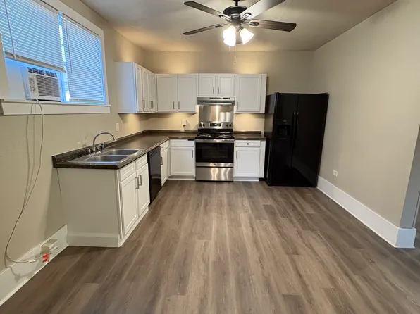 1100 1/2 6th St, Gretna, LA 70053