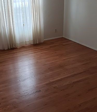large dining room (13 x 11)
