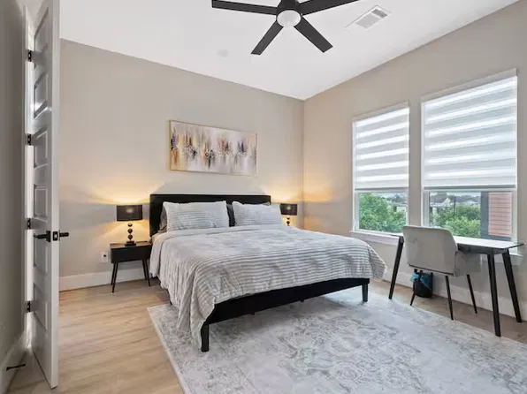 4013 Griggs Roadunit Lroom, Houston, TX