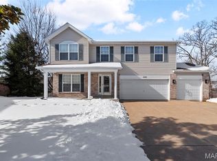 1082 Autumn Oaks Dr, Imperial, MO 63052