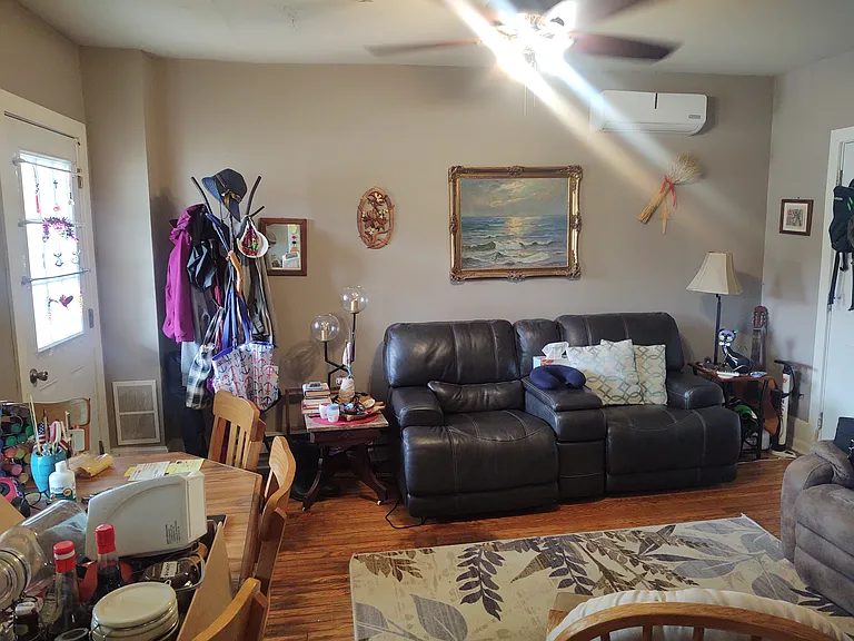 609 E Water St #W — Photo 4