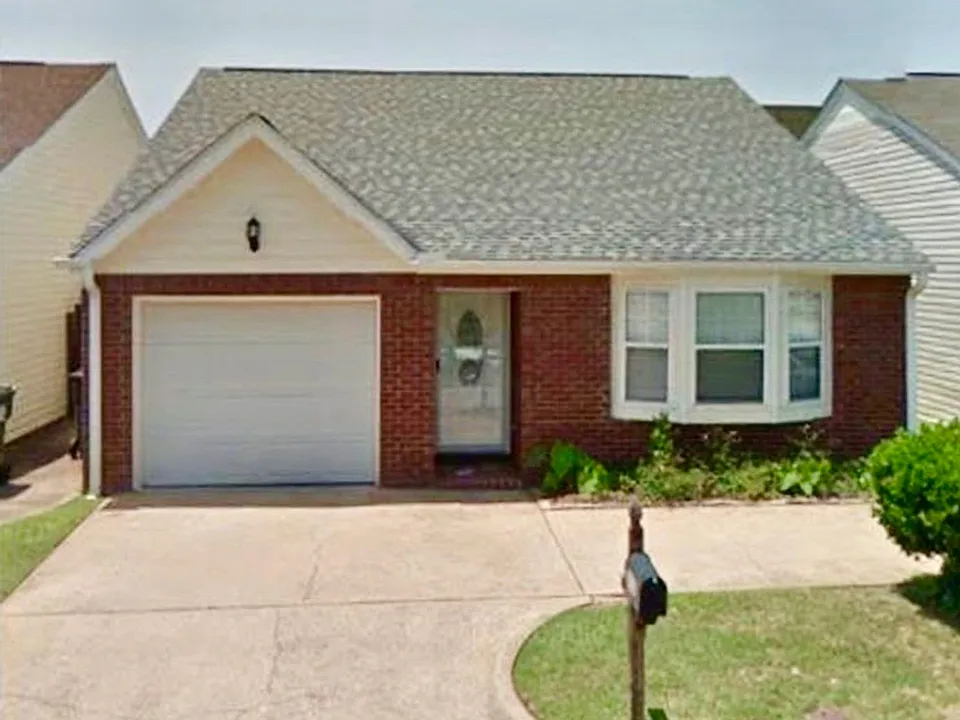 1428 Southern Gardens Dr
