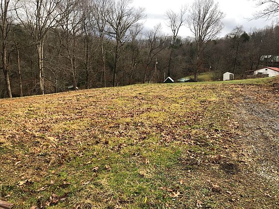 4th image of 437 Gaymont Mountain Mtn