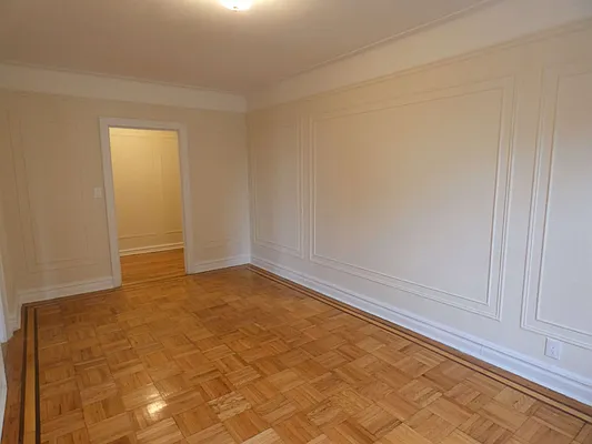 Rented by Karten Real Estate Services LLC | media 14