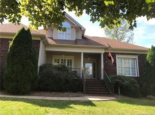 5033 Hickory Ridge Dr, Mount Holly, NC 28120