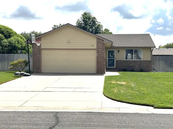 1517 N Cleary Ln, Goddard, KS 67052