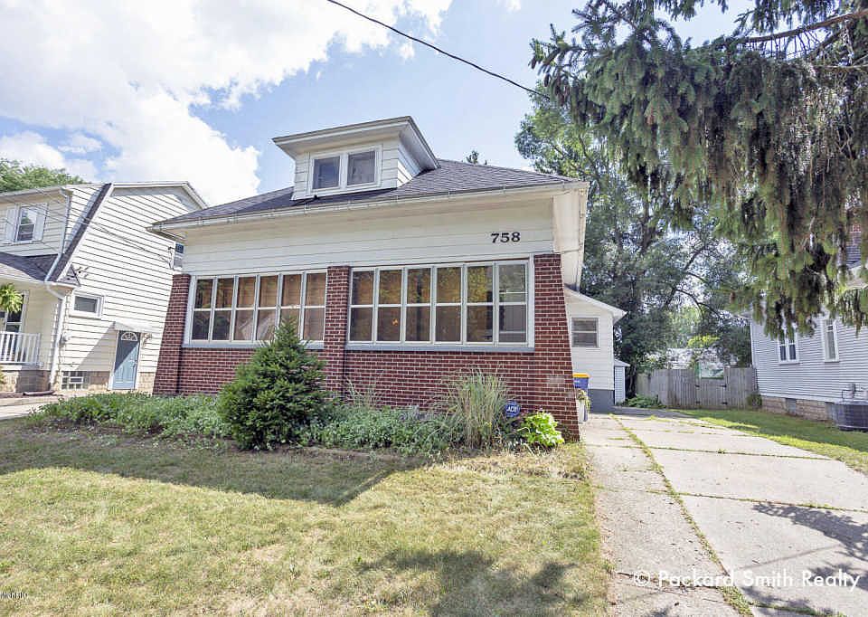 1st image of 758 Van Buren Ave NW