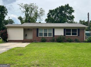 1704 Woodrow Ave, Dublin, GA 31021