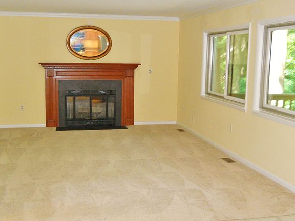 Family Rm off Kitchen w/ FP