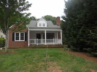 1355 Winburn Dr, East Pt, GA 30344