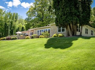 220 Marcou Rd, Onalaska, WI 54650