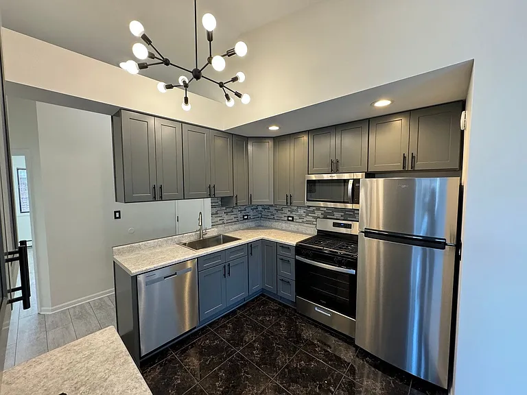 9 Cedar Ct #13 — Photo 3